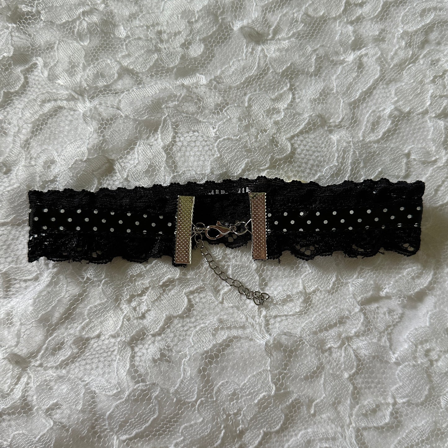 polka dot button choker