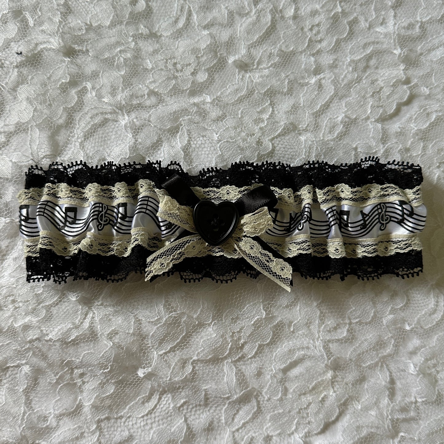 button garter
