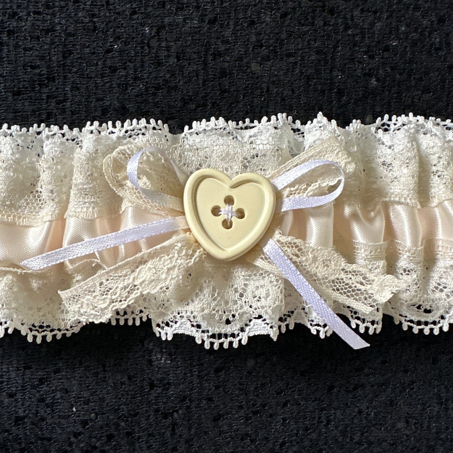 button garter