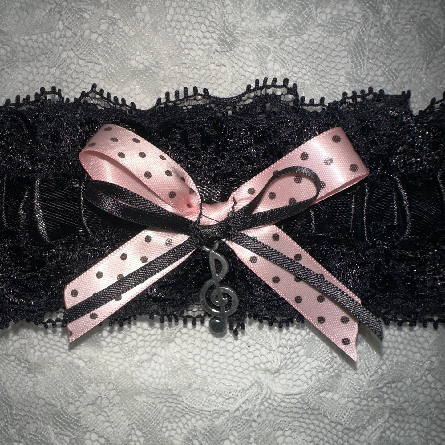 polka dot symphony garter