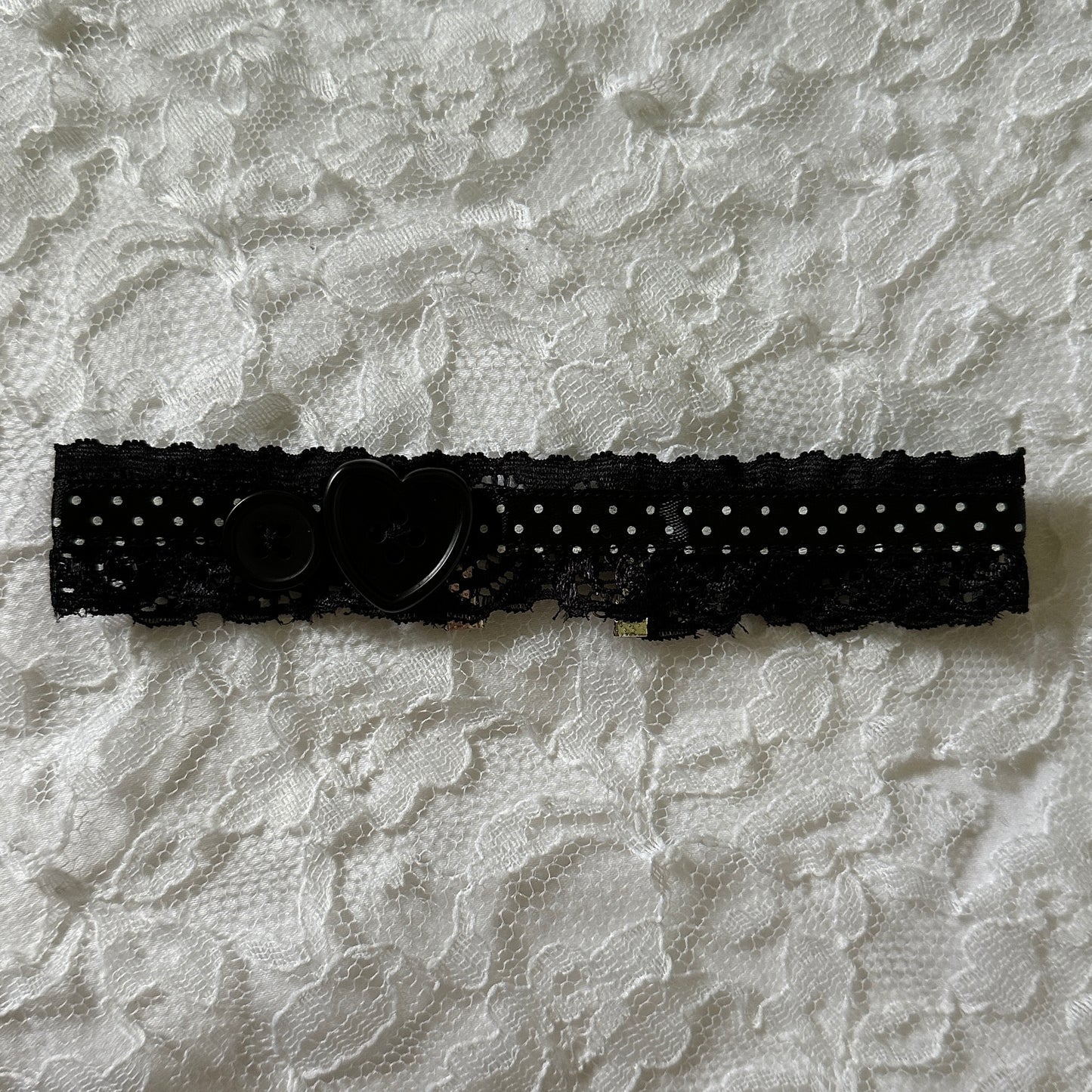 polka dot button choker