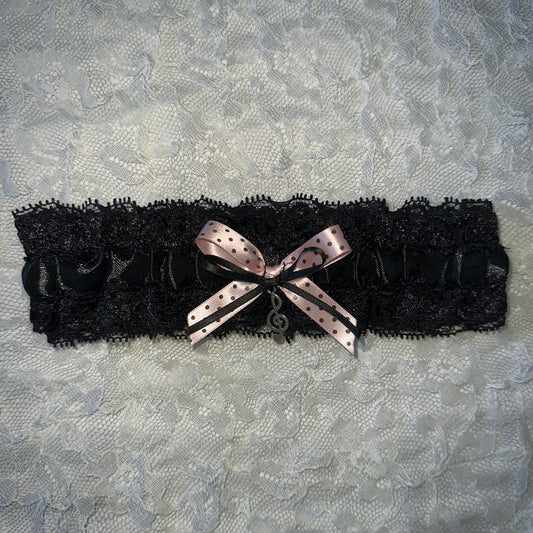 polka dot symphony garter