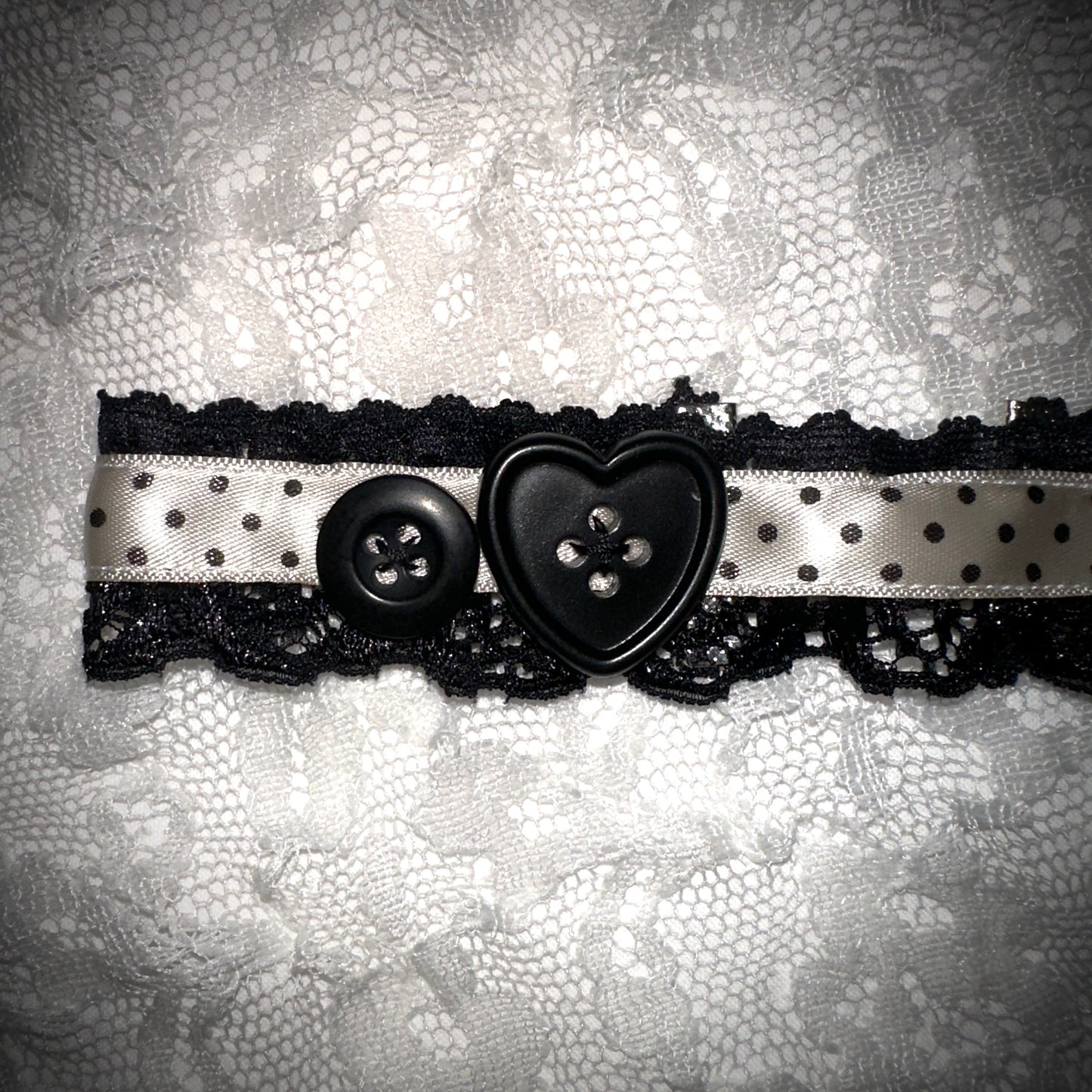 polka dot button choker