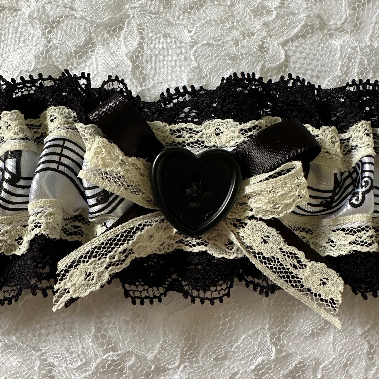 button garter